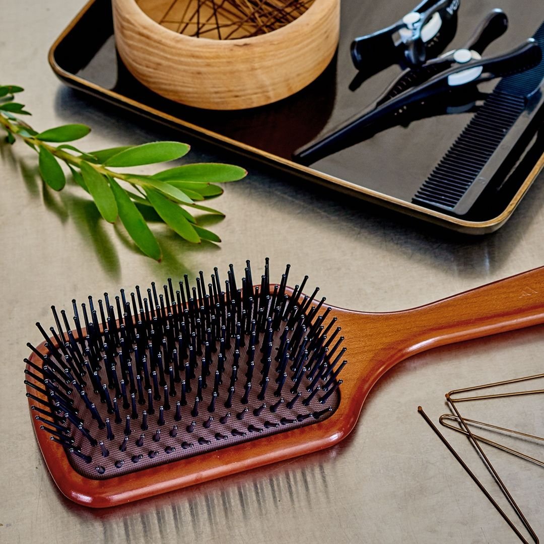 How to Clean Boar Bristle Brush: Step-by-Step Guide (2026)