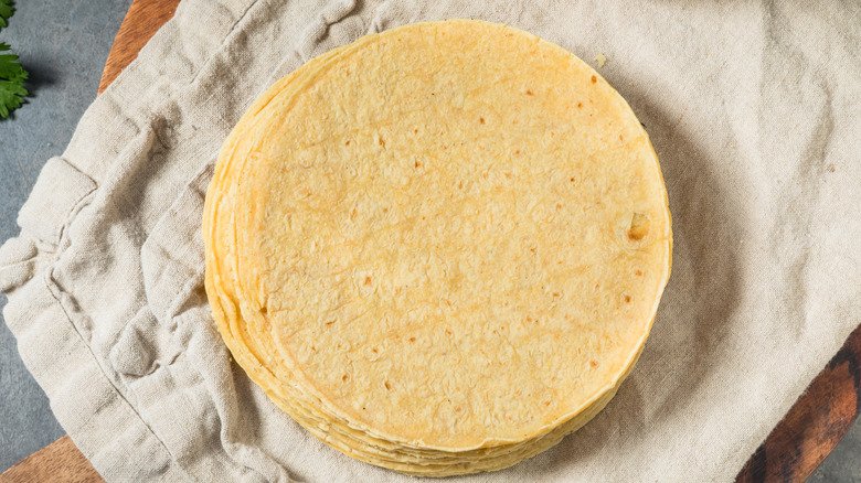 How to Warm Corn Tortillas: Step-by-Step Guide (2026)